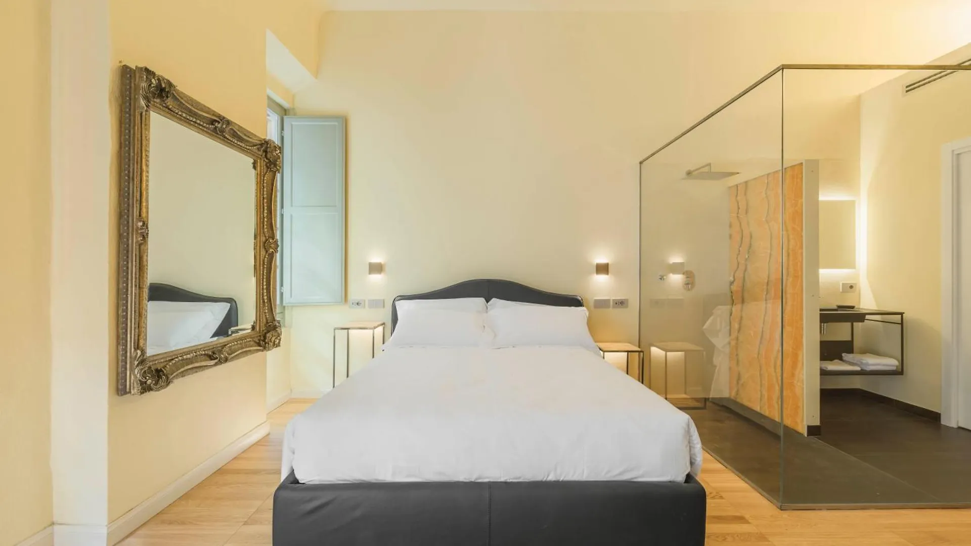 Palazzo Patrizi Suites & Spa Siena 0*,