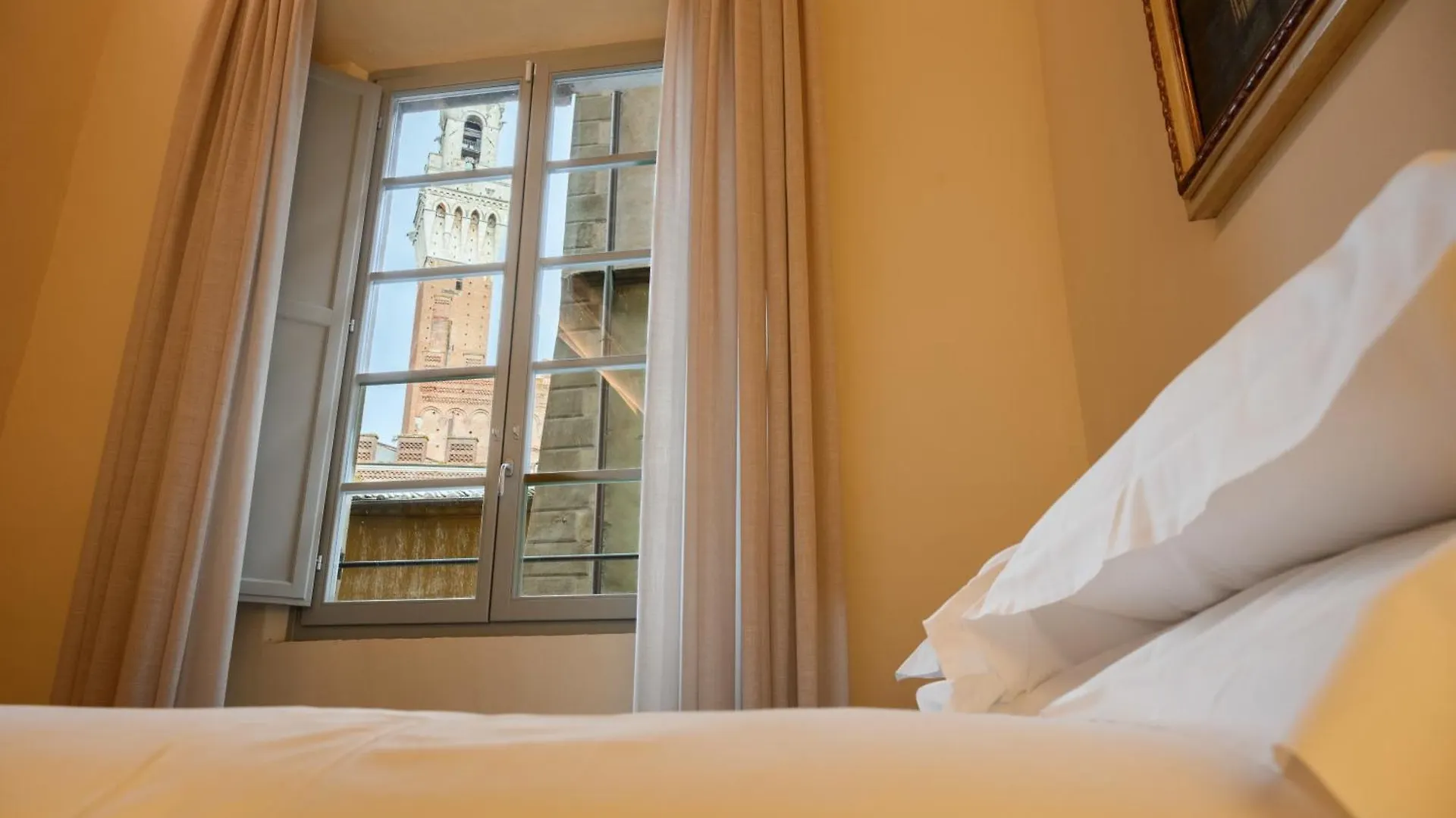 Palazzo Patrizi Suites & Spa Siena 0*,  Italy