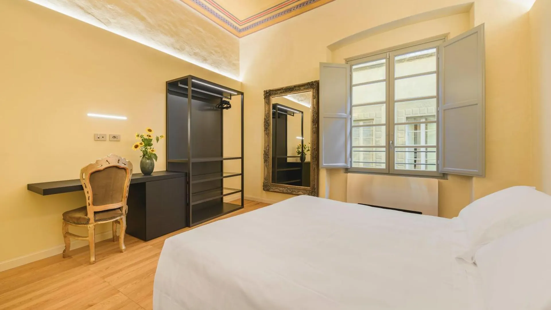 Palazzo Patrizi Suites & Spa Siena Hotel